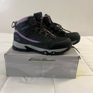 Eddie Bauer woman’s size 8 waterproof hiking boots BNWB